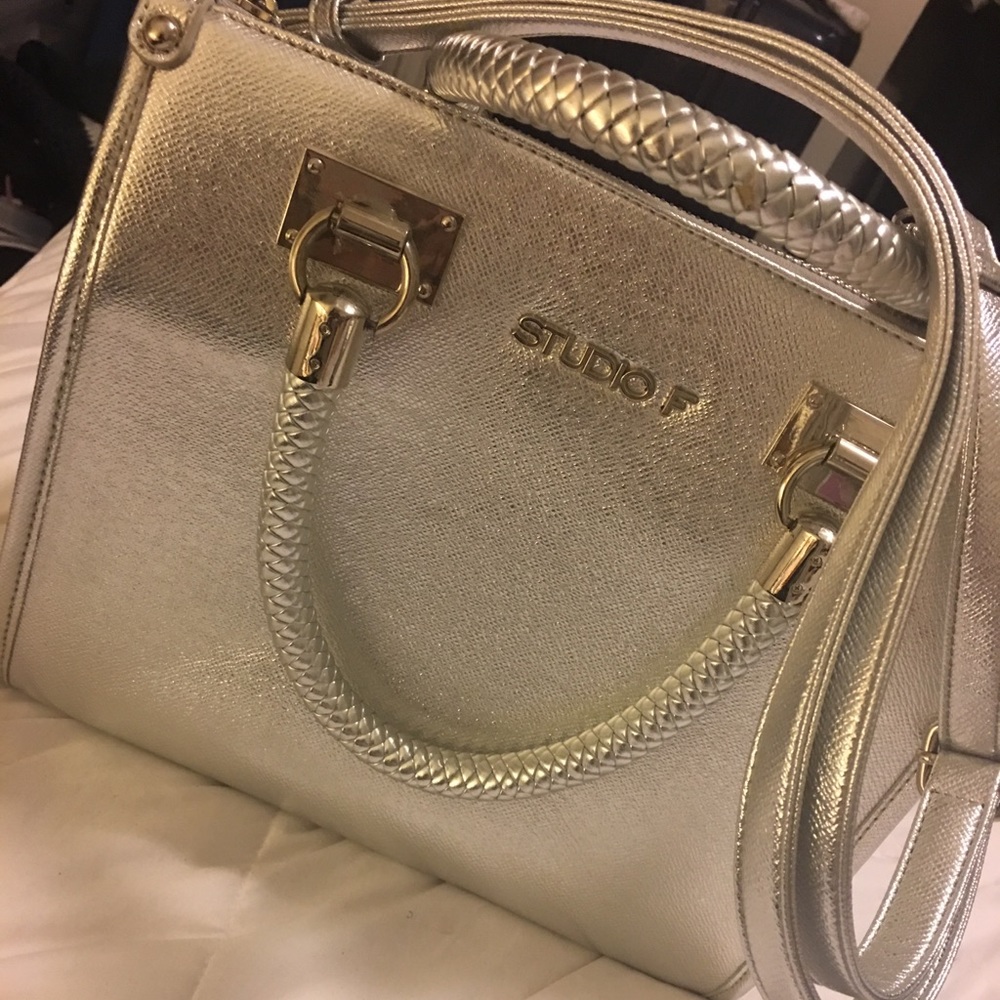 Big silver hand bag
